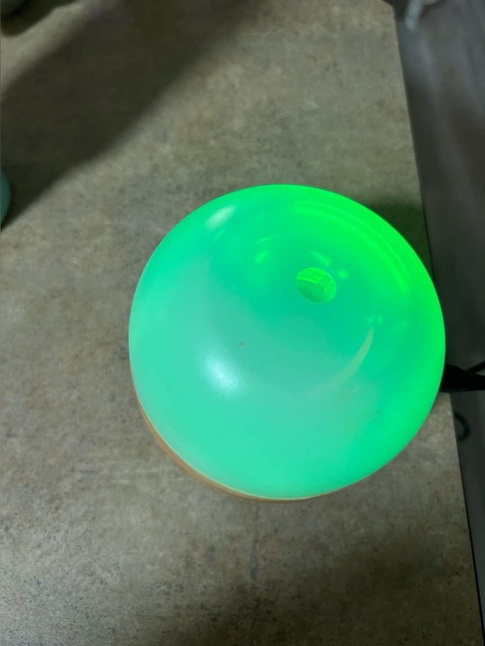 Oil diffuser & bluetooth speaker - Picture 4 of 7